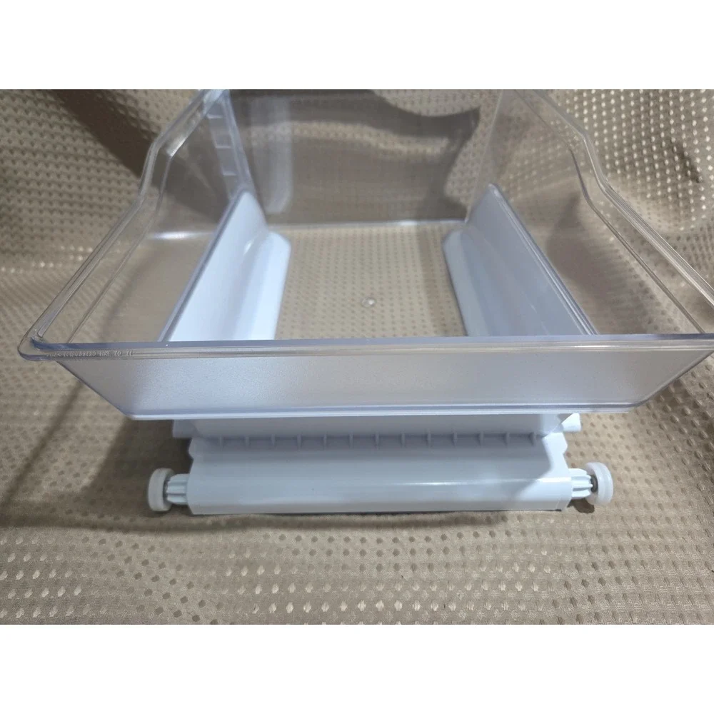 LG Refrigerator Right Crisper Drawer Part # MCK66565601